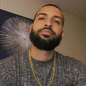 Meet your Posher, Luis